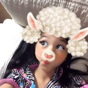 Meet your Posher, Sally